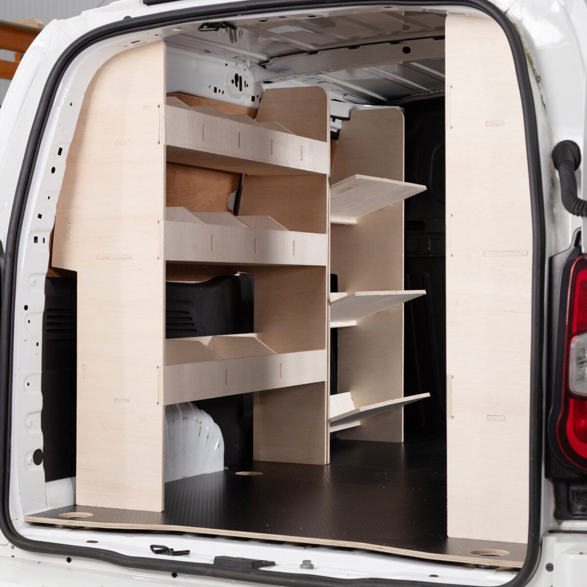 Renault Kangoo L2 (Maxi) 2022+ Unità di scaffali tripla - immagine 2